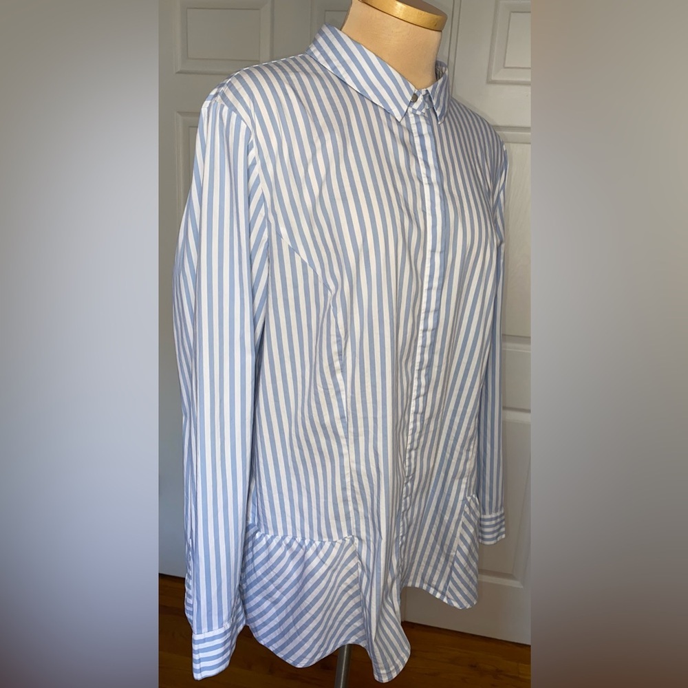 Blue and White Striped Women’s Shirt Size EU 46 US 14, Casual